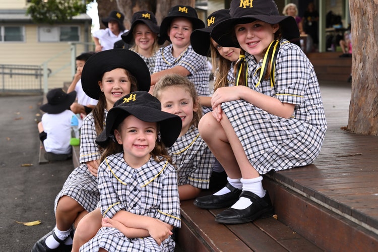 Students having morning tea